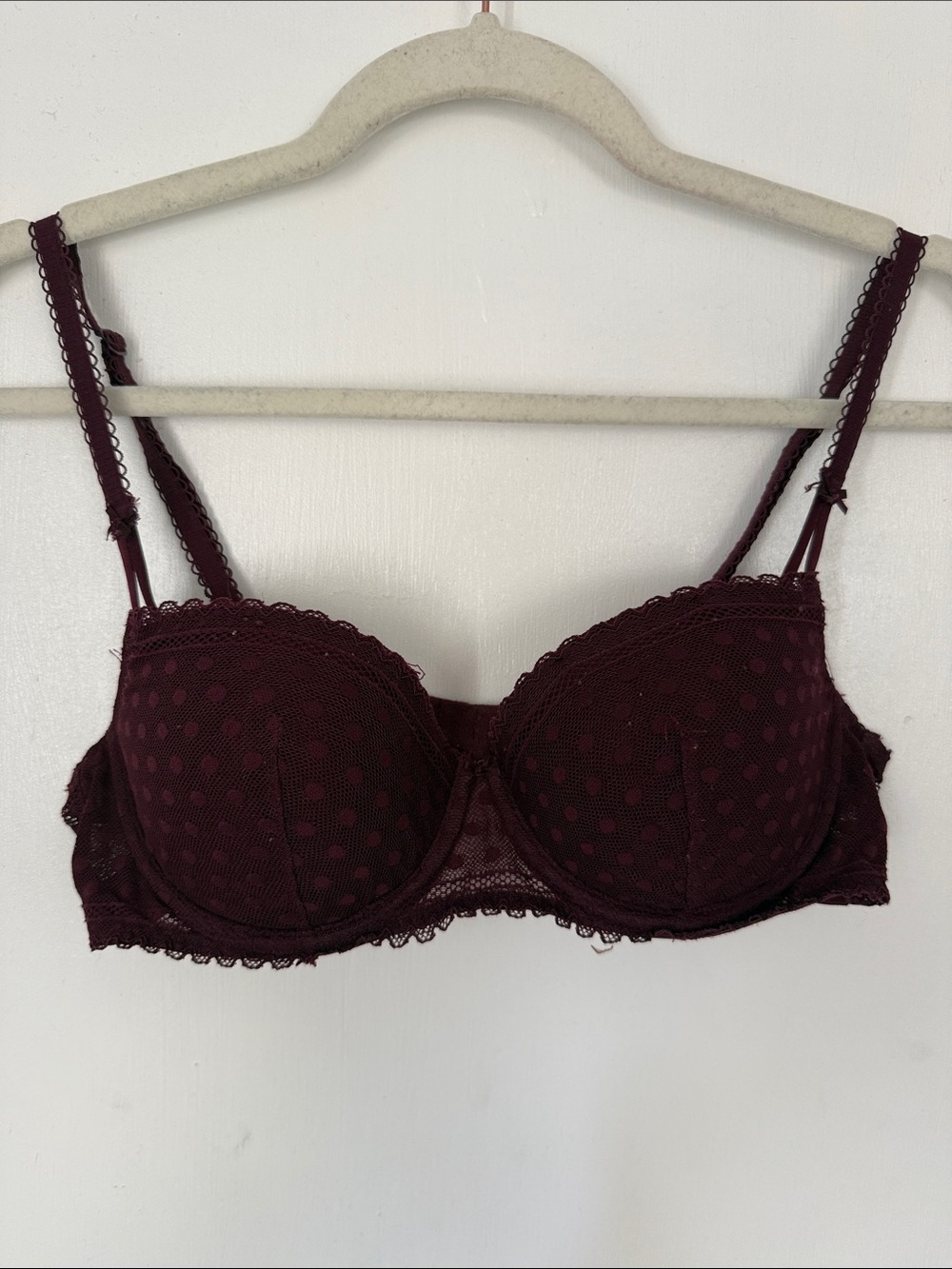 PINK Victoria's Secret Dot Lace Underwire Bra in Deep Wine